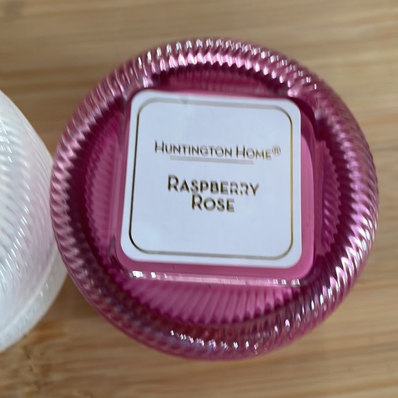 Huntington Home Macaron Candle Soy blend Tea Garden Salted Almond Raspberry Rose - Picture 7 of 13